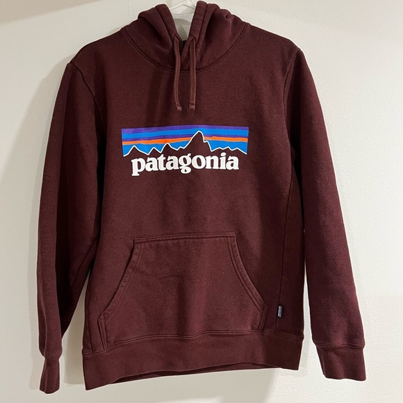 Men’s Patagonia P-6 Logo Uprisal Hoody maroon red color casual wear preowned - Picture 2 of 6